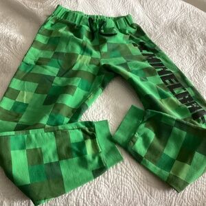 Youth Minecraft Green Joggers - size XL